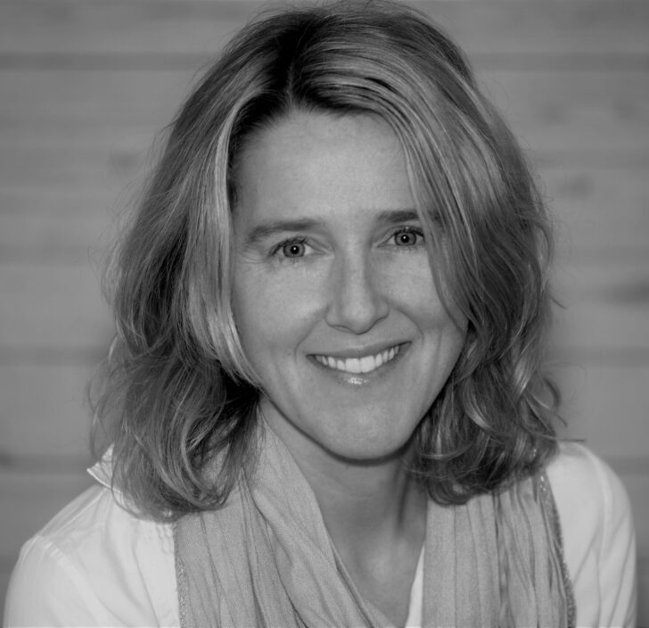 Sophie Thompson