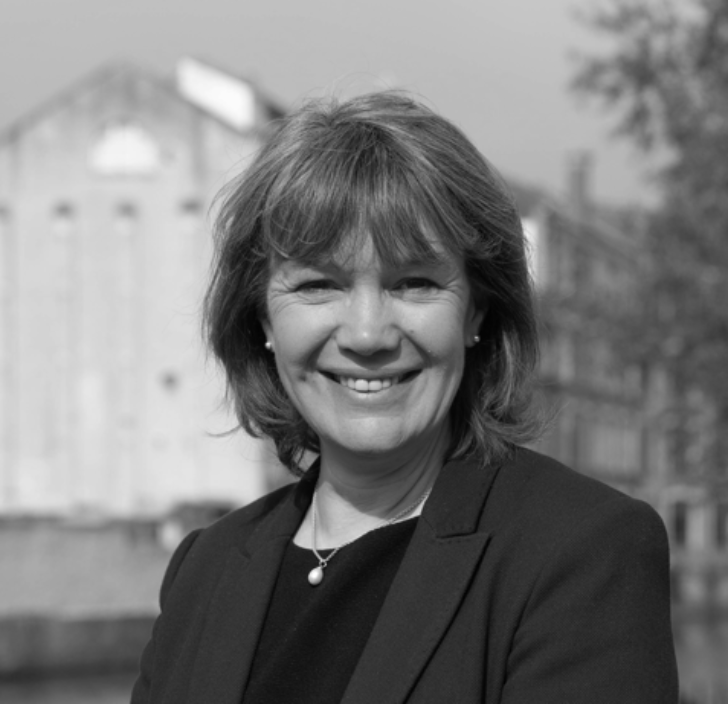 Claire Smith